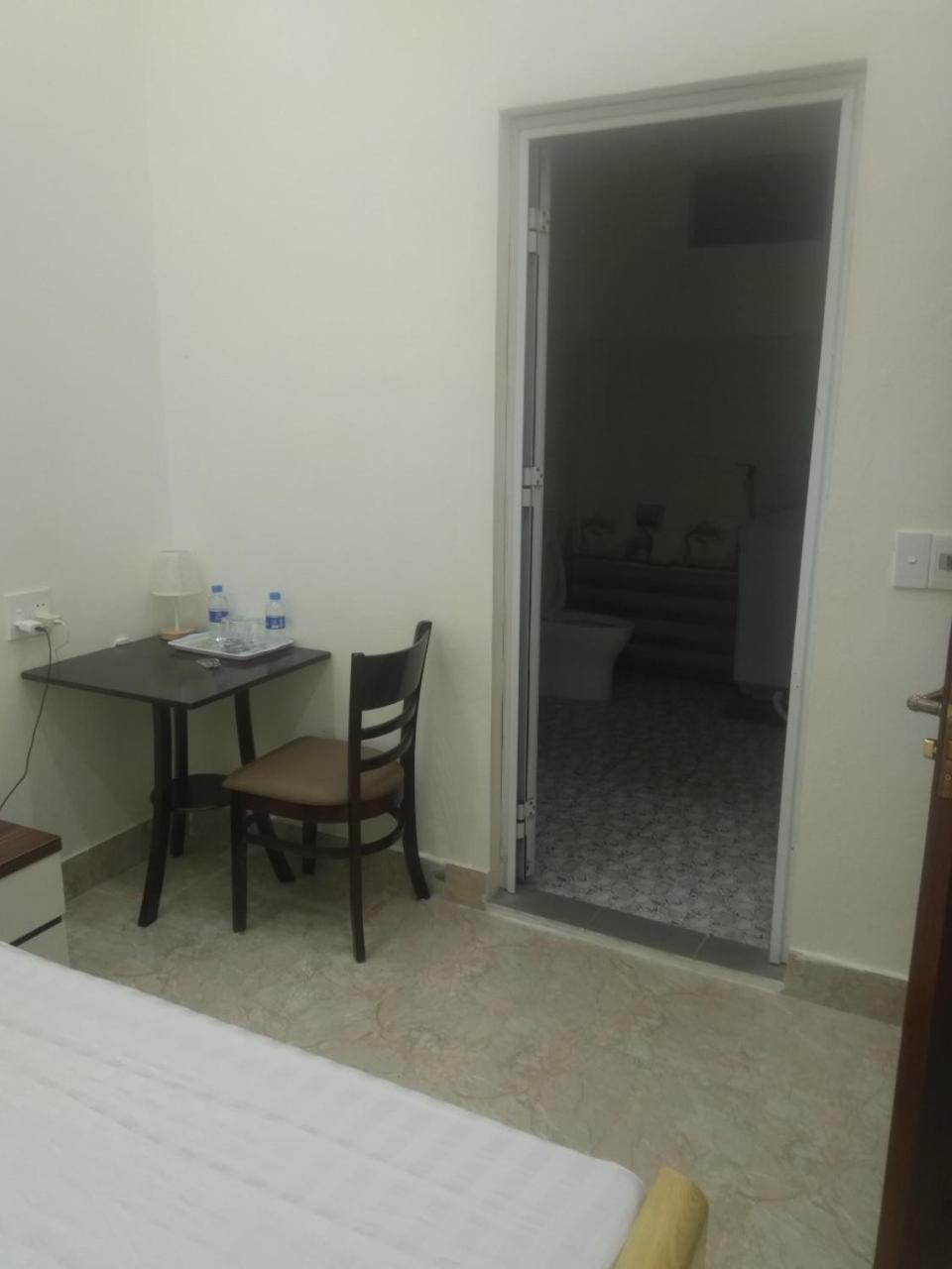 Hoang Bach Homestay Dong Van  Exteriör bild