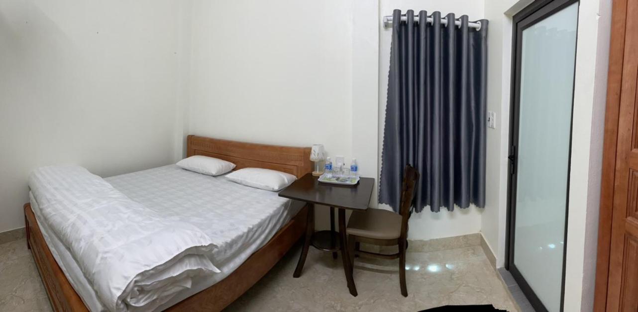Hoang Bach Homestay Dong Van  Exteriör bild